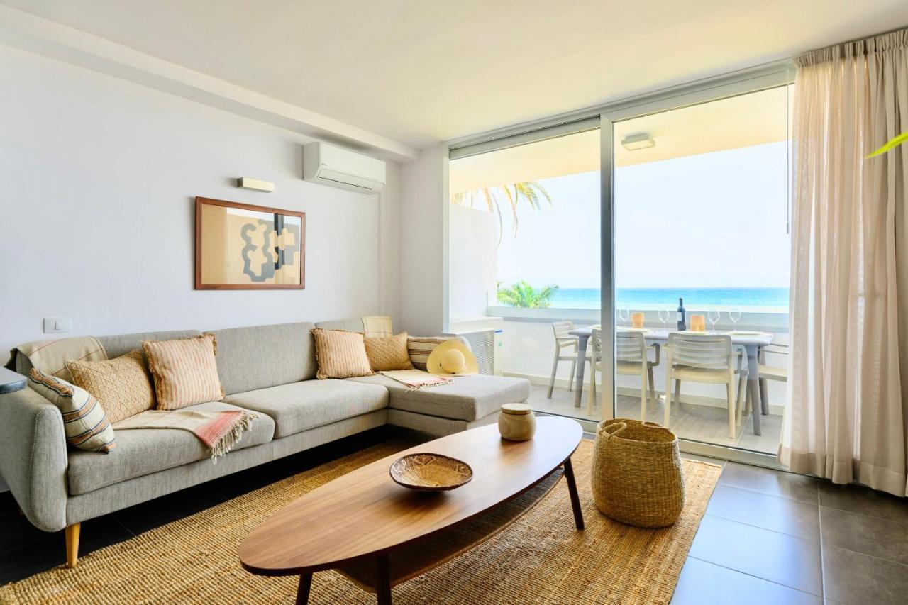 Charming 2 Bedroom Retreat With Beachfront Views ซานบาร์โตโลเม ภายนอก รูปภาพ